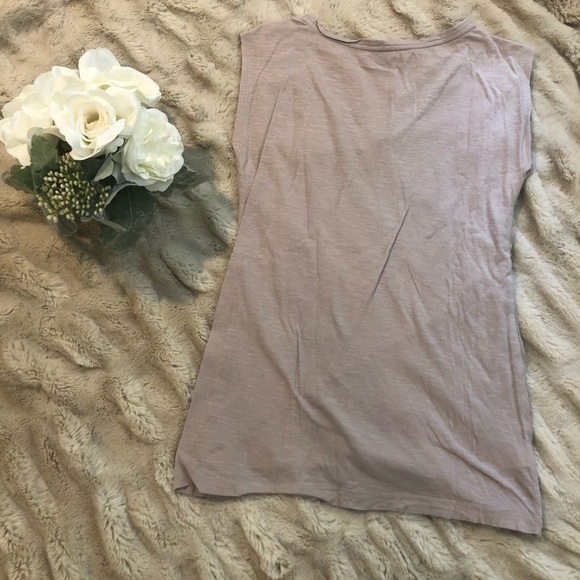 Ann Taylor “Loft” ruffly ladies top - Picture 3 of 3